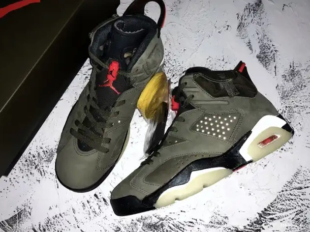 Reps TB x Scott Medium 6 Travis CN1084-200 Air Olive Jordan 0527